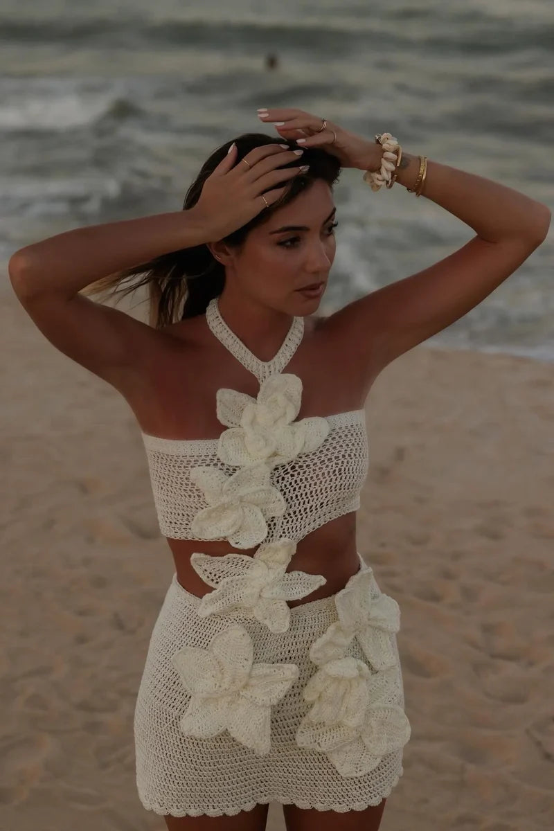 CAMILA KLEID – Handgefertigte Häkel-Blumenstickerei