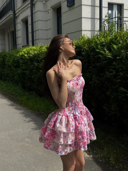 Aria Minikleid – Rot mit Blumenmuster & Trägerlos