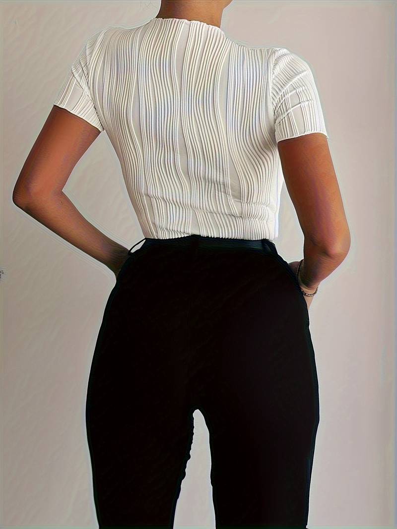 FIORELLA TEXTURED TOP