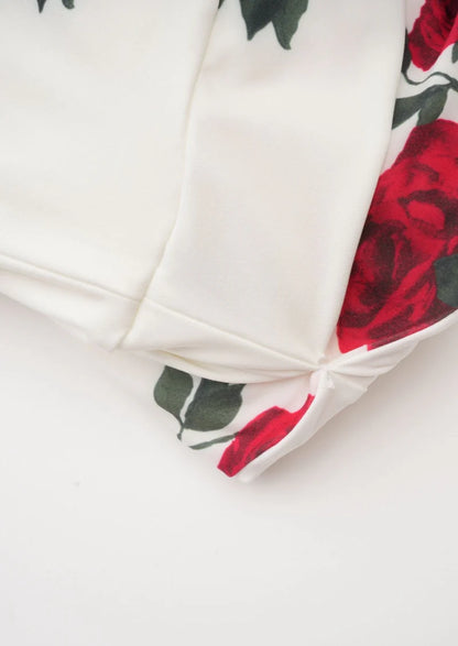 Florence Kleid – Premium Weiß mit Rosendekor & V-Ausschnitt