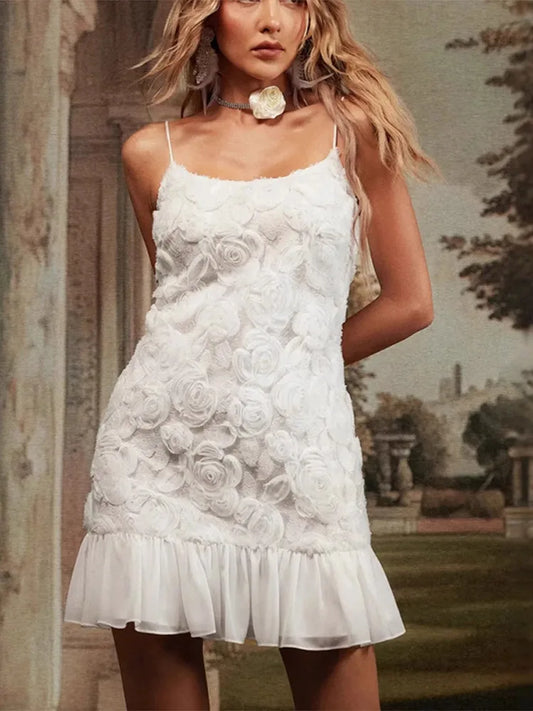 3D-BLUMENMINIKLEID – Elegantes Trägerlos-Sommerkleid mit Patchwork-Detail